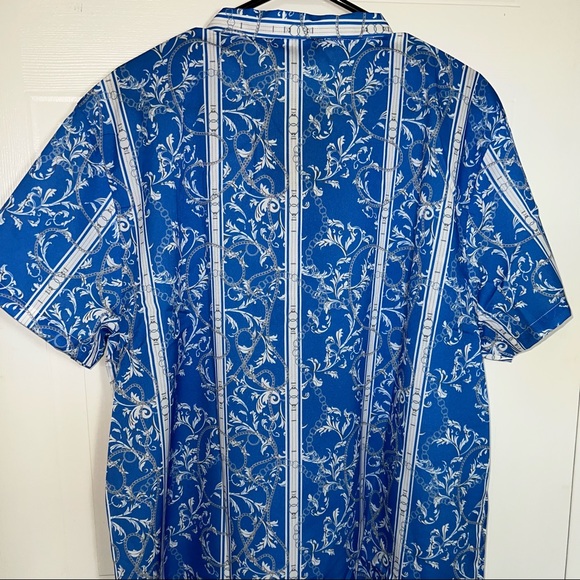 Stunning blue and white button down shirt - Picture 2 of 4